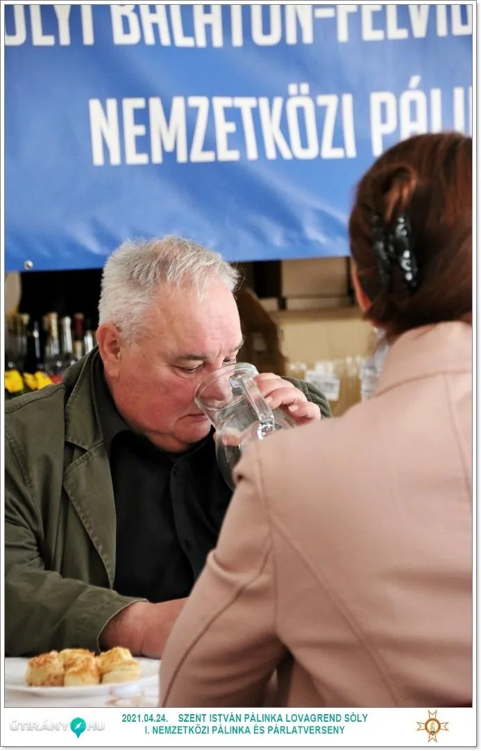 A bírálat órái