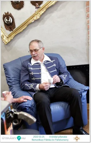 A bírálat órái