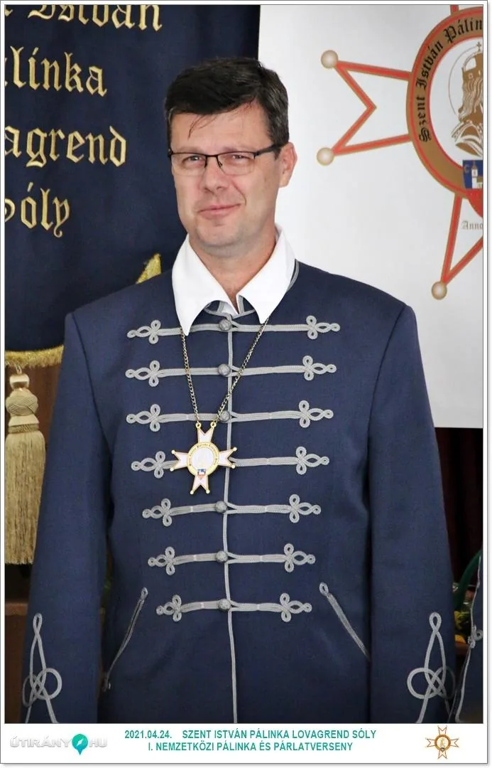 A bírálat órái
