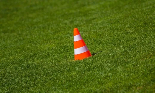 'Felhívás!' cikk borítóképe