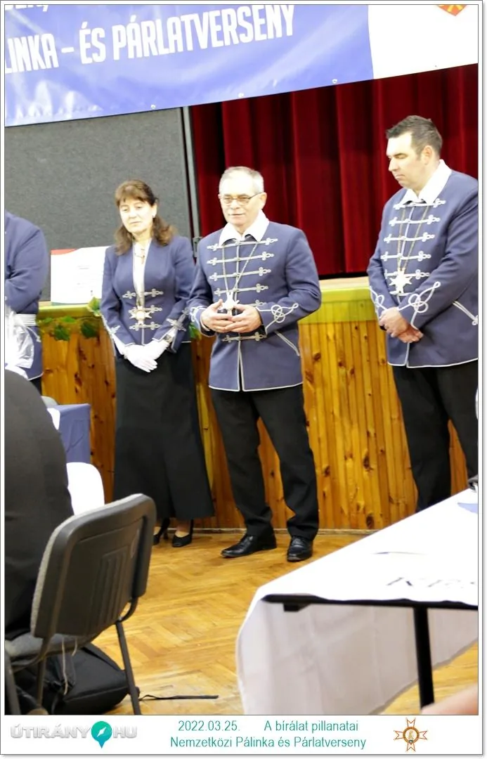 A bírálat órái